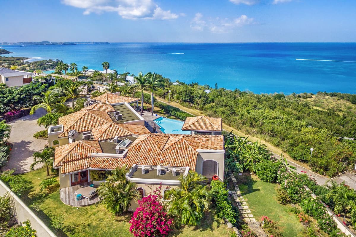 Villa Happy Bay — luxury villa photo 1