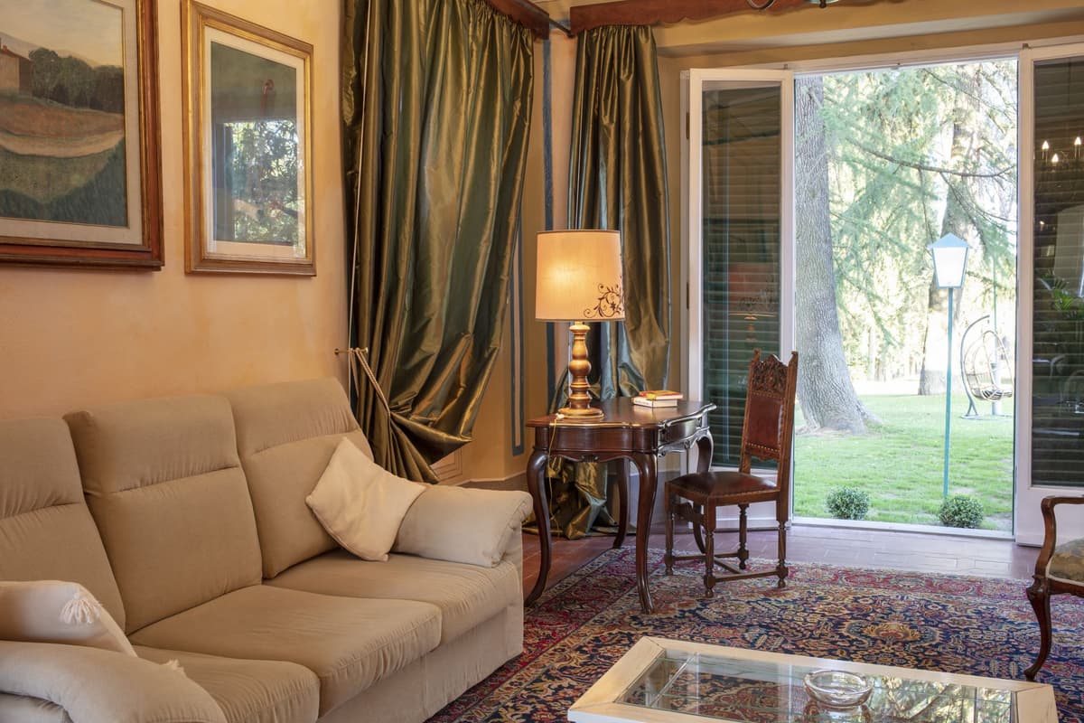 Villa Poggioasciolo — luxury villa photo 47