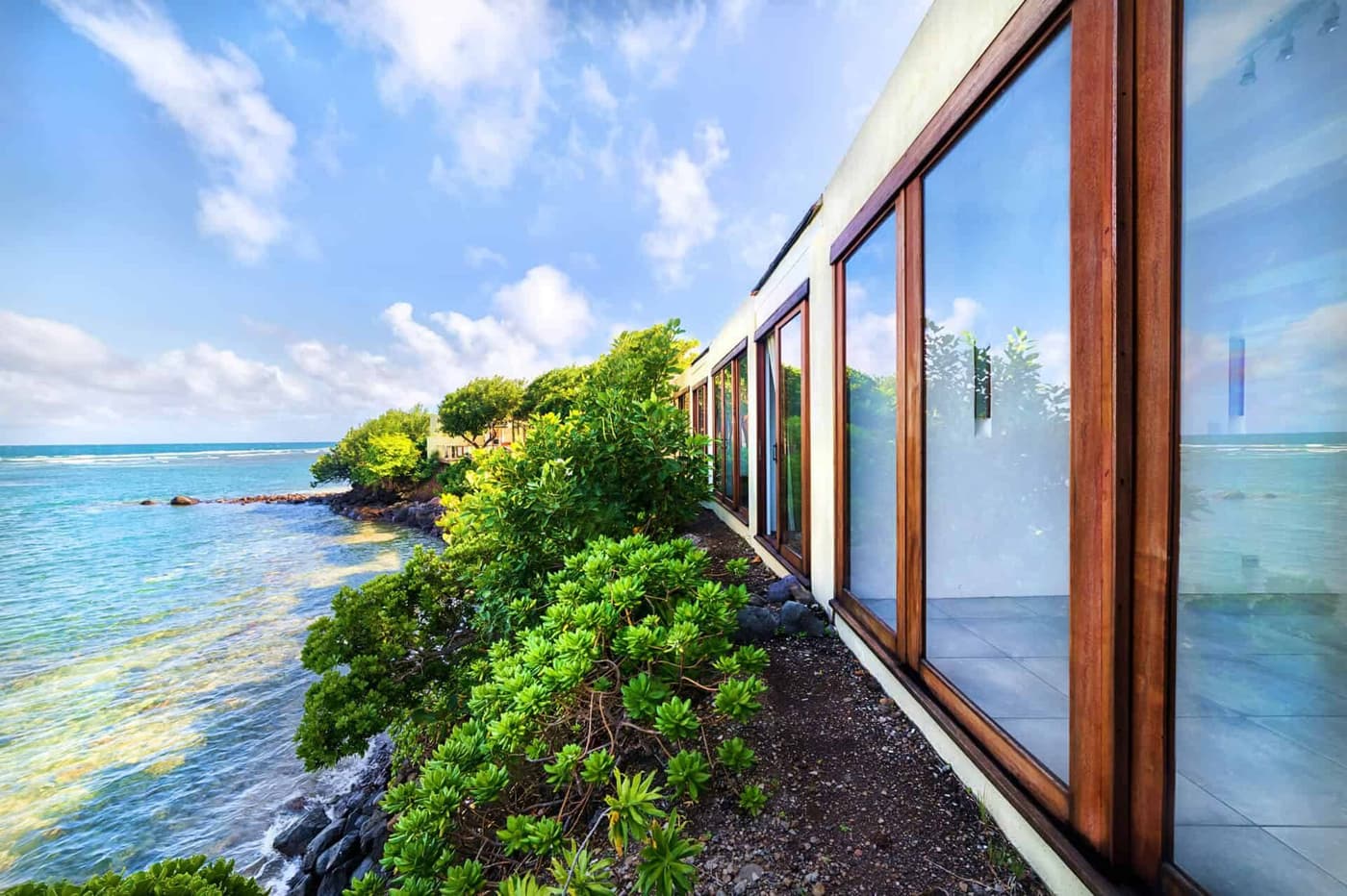 Ocean Front Cliffside - 2 bedrooms Villa — luxury villa photo 1