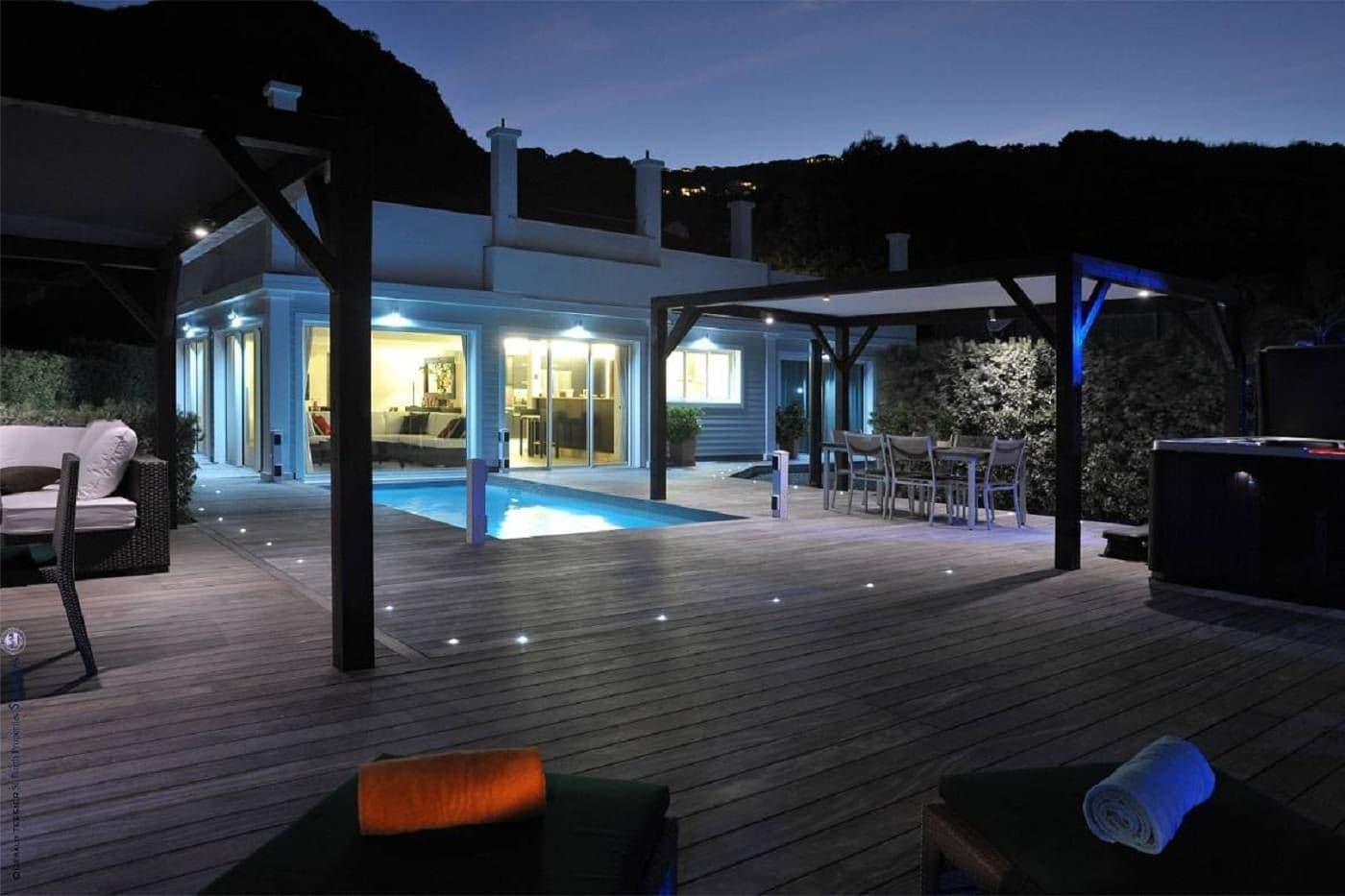 Villa Embruns — luxury villa photo 15