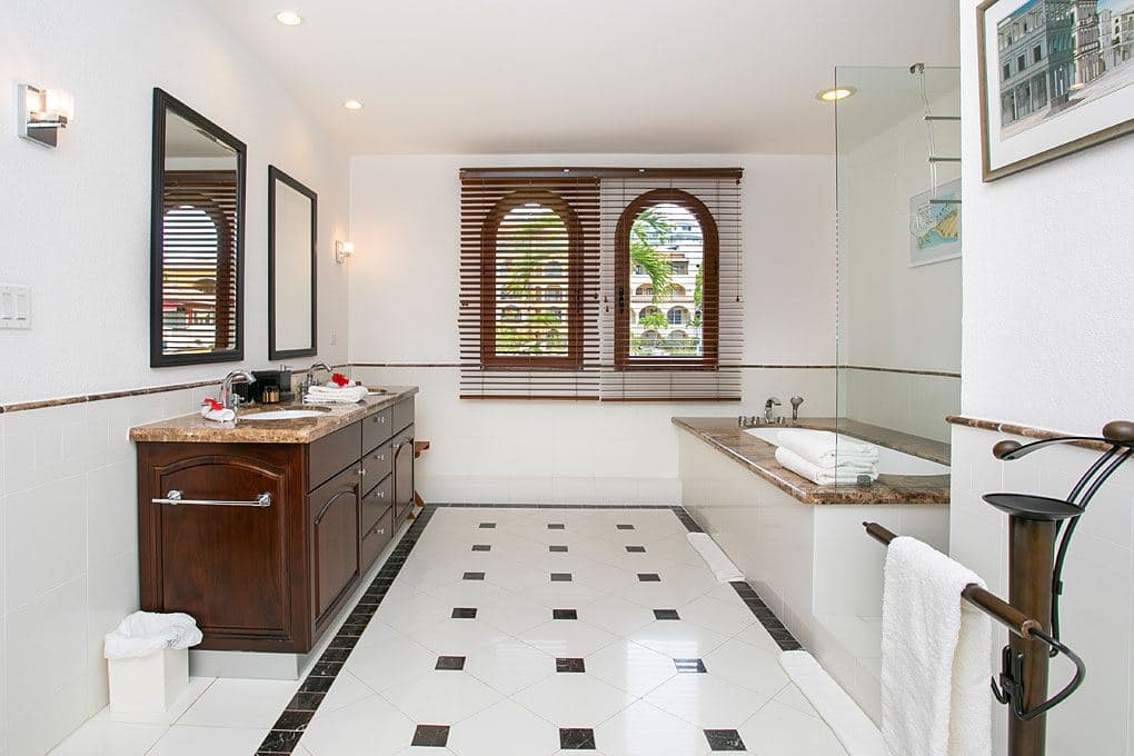 Villa Dolphi — luxury villa photo 19