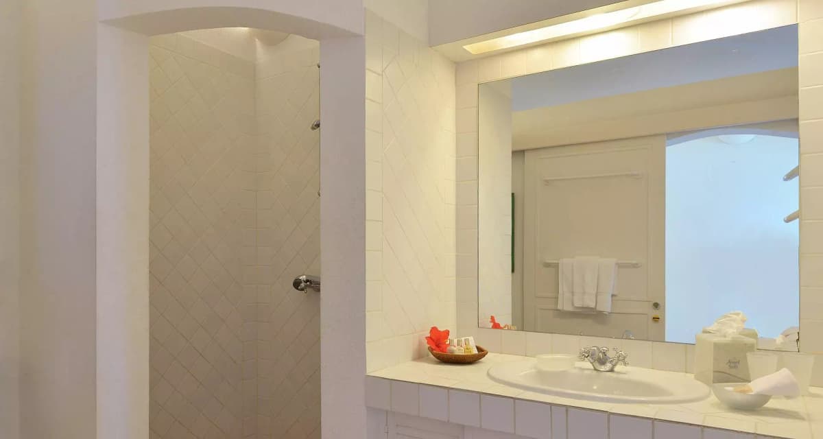 Villa Colibri-Pointe Milou — luxury villa photo 3