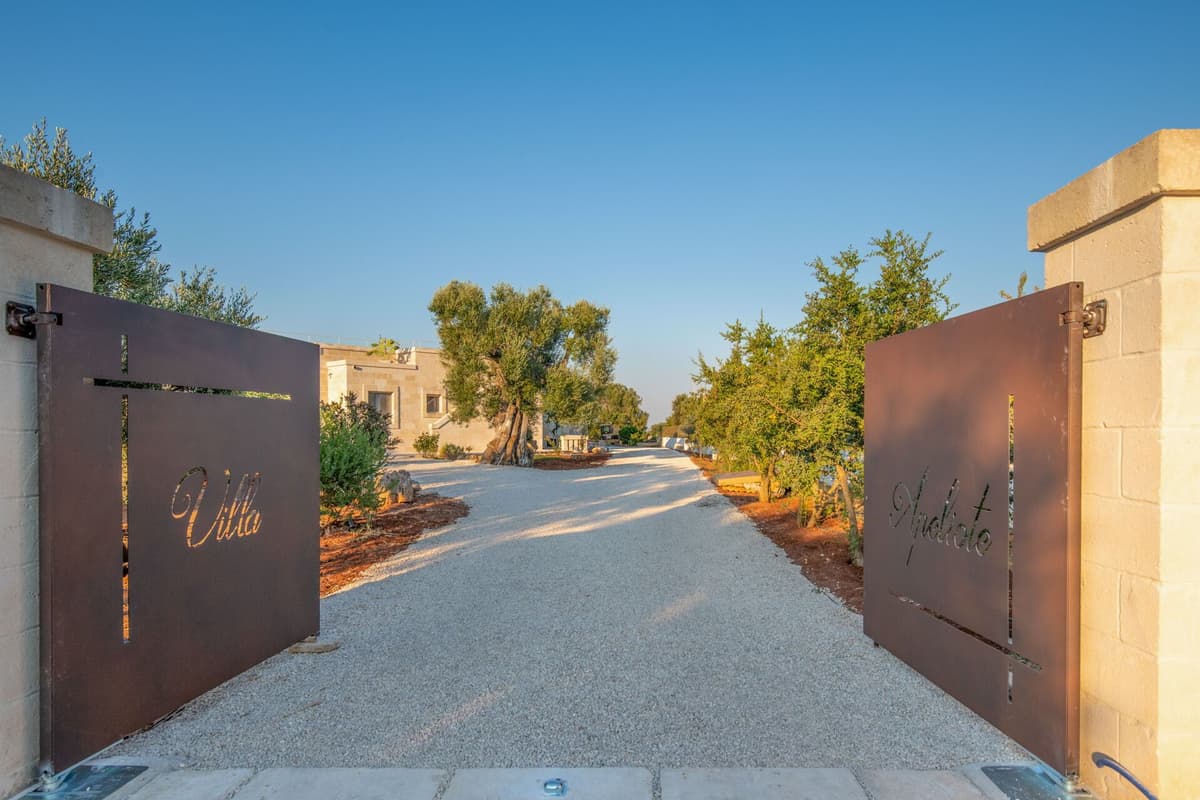 Villa Apeliote — luxury villa photo 3
