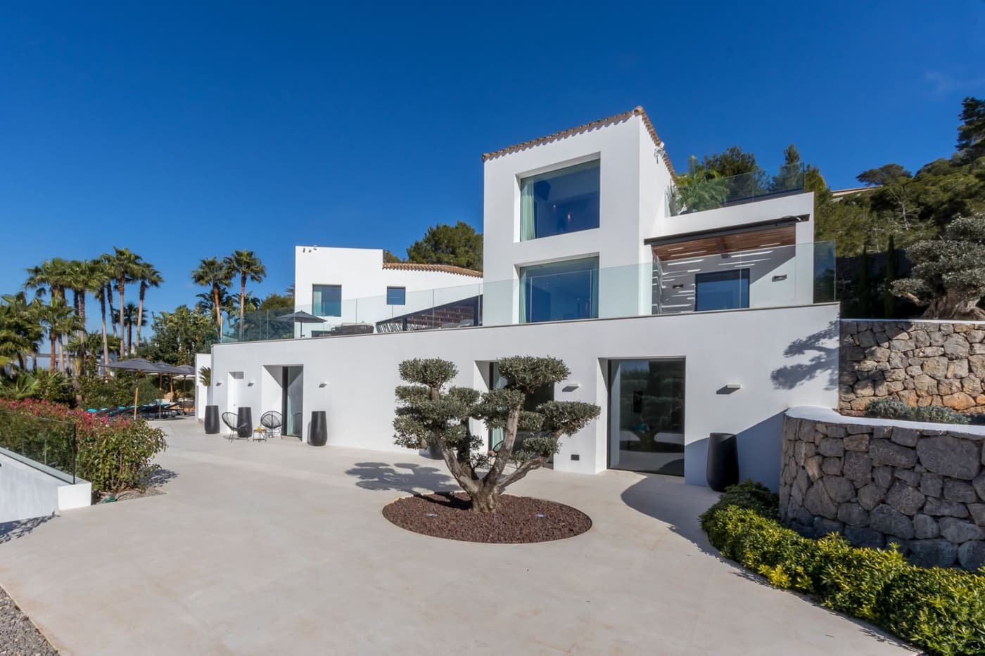 Villa Shiva — luxury villa photo 1