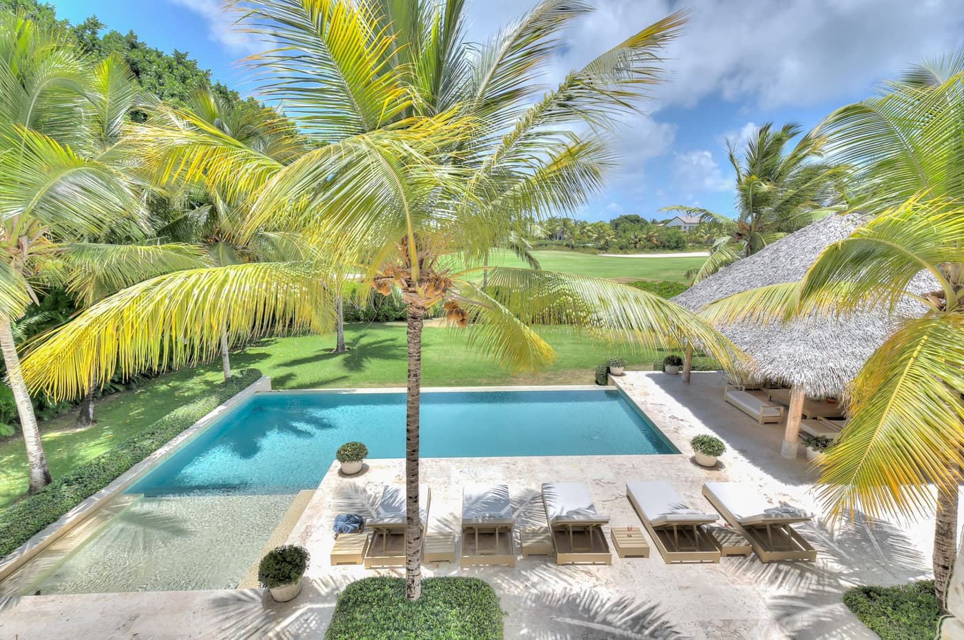 Villa Yellow Bear — luxury villa photo 1