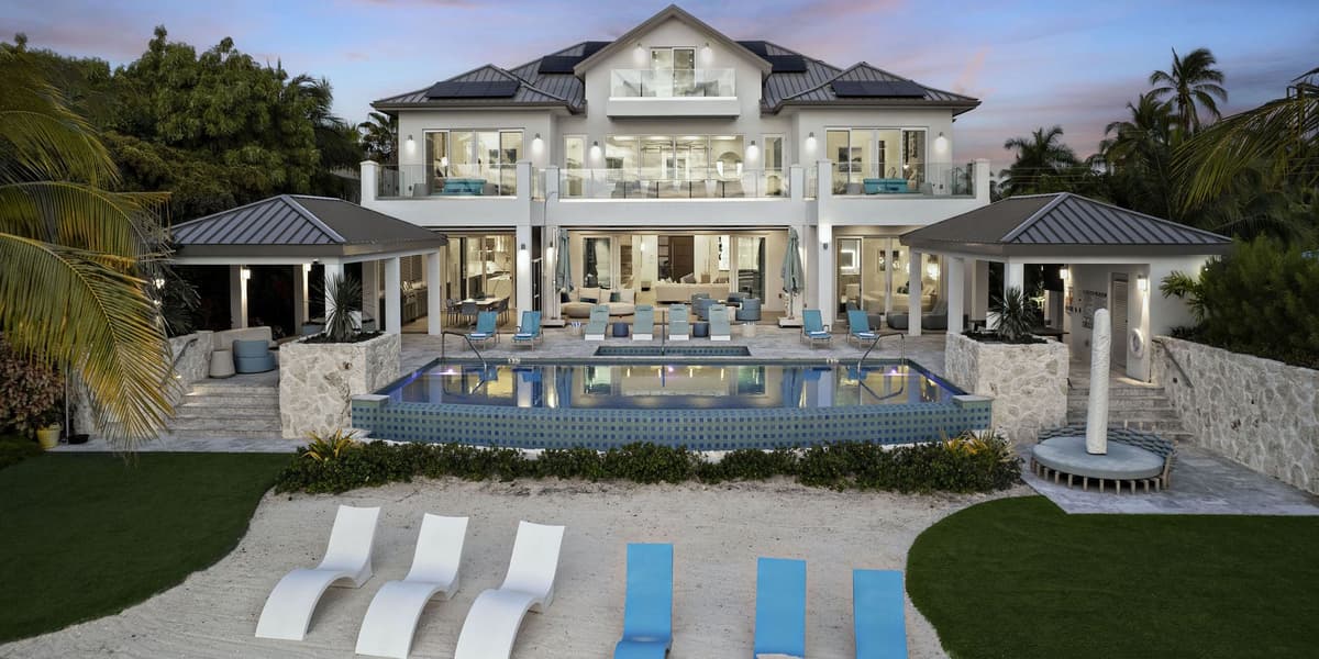 Villa SunRays — luxury villa photo 1