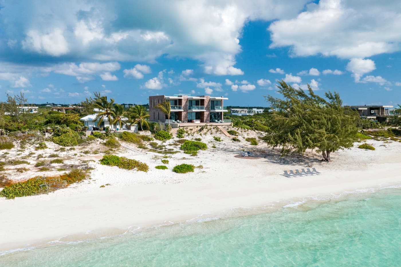 Villa Umi — luxury villa photo 1