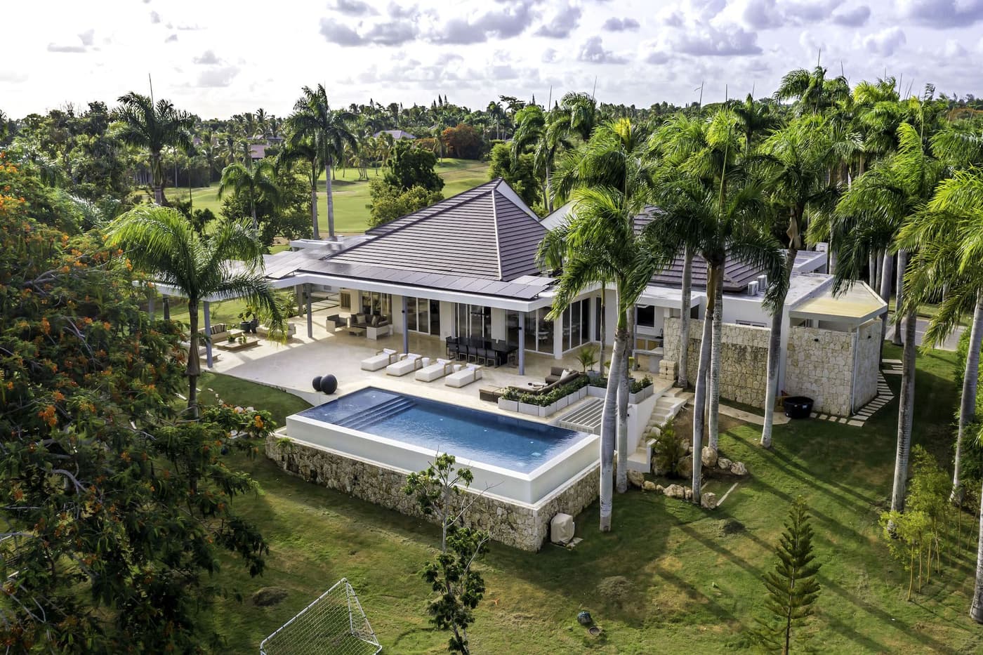 Casa BO - Casa de Campo — luxury villa photo 1