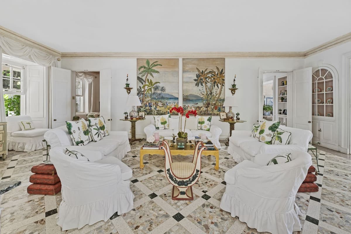 Mango Bay — luxury villa photo 3