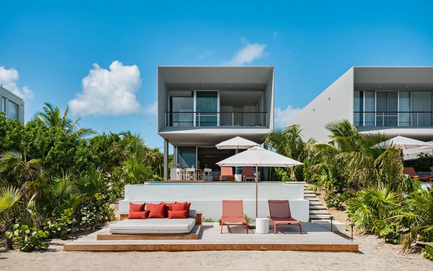 Long Bay Enclave - 2 BDR BEACHFRONT BEACH HOUSE — luxury villa photo 1