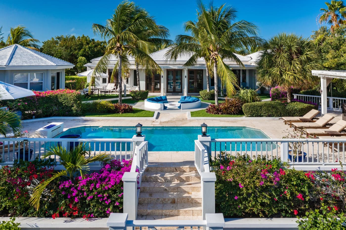 Below Deck Villa — luxury villa photo 1