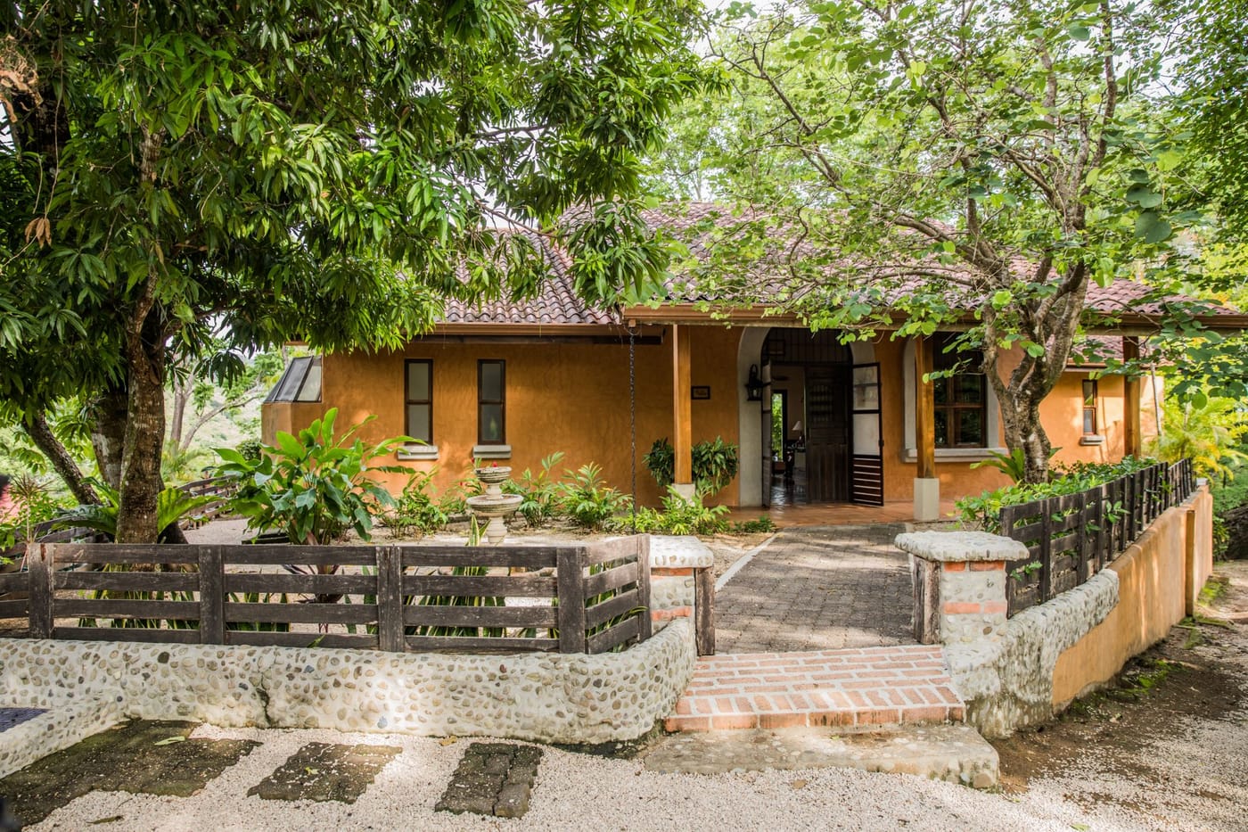 Casa Guanacaste - Image 1