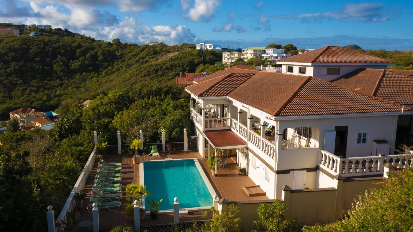 Ocean View Villa - Image 1