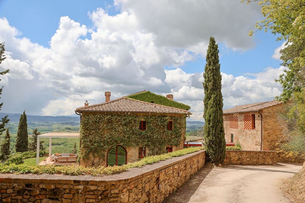 Villa Torre Il Santo - Image 1
