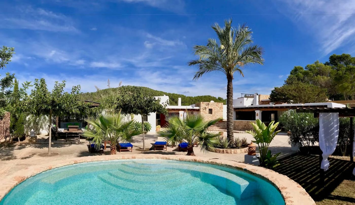 Villa Laguna - Image 1