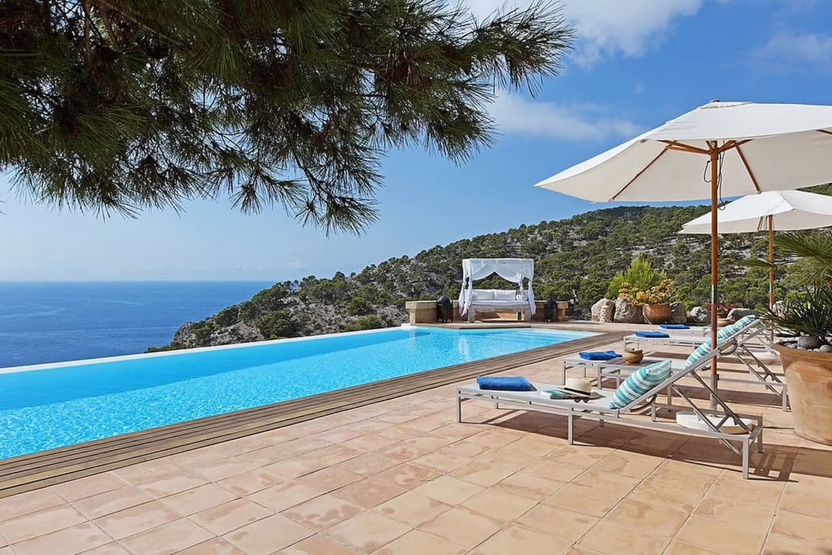 Villa Clematis — luxury villa photo 1