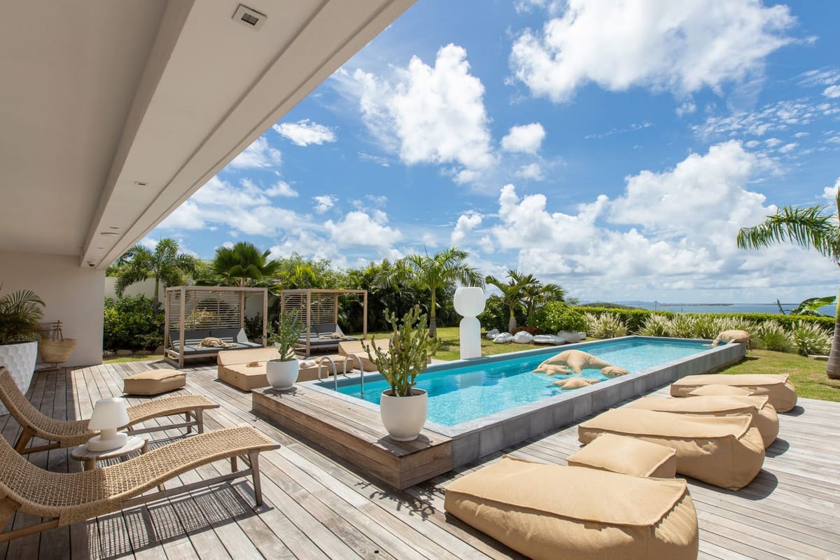 Villa Vogue Art - Image 1