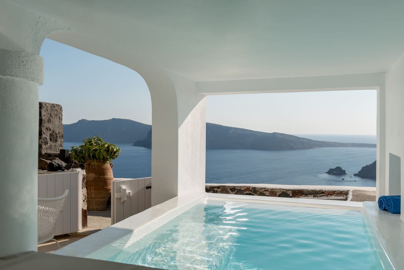 White House Villa - Image 1