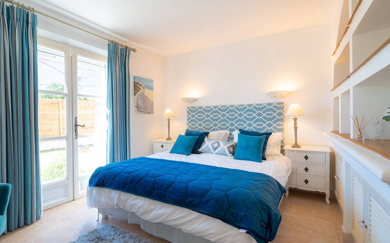 Villa Poppy — luxury villa photo 3