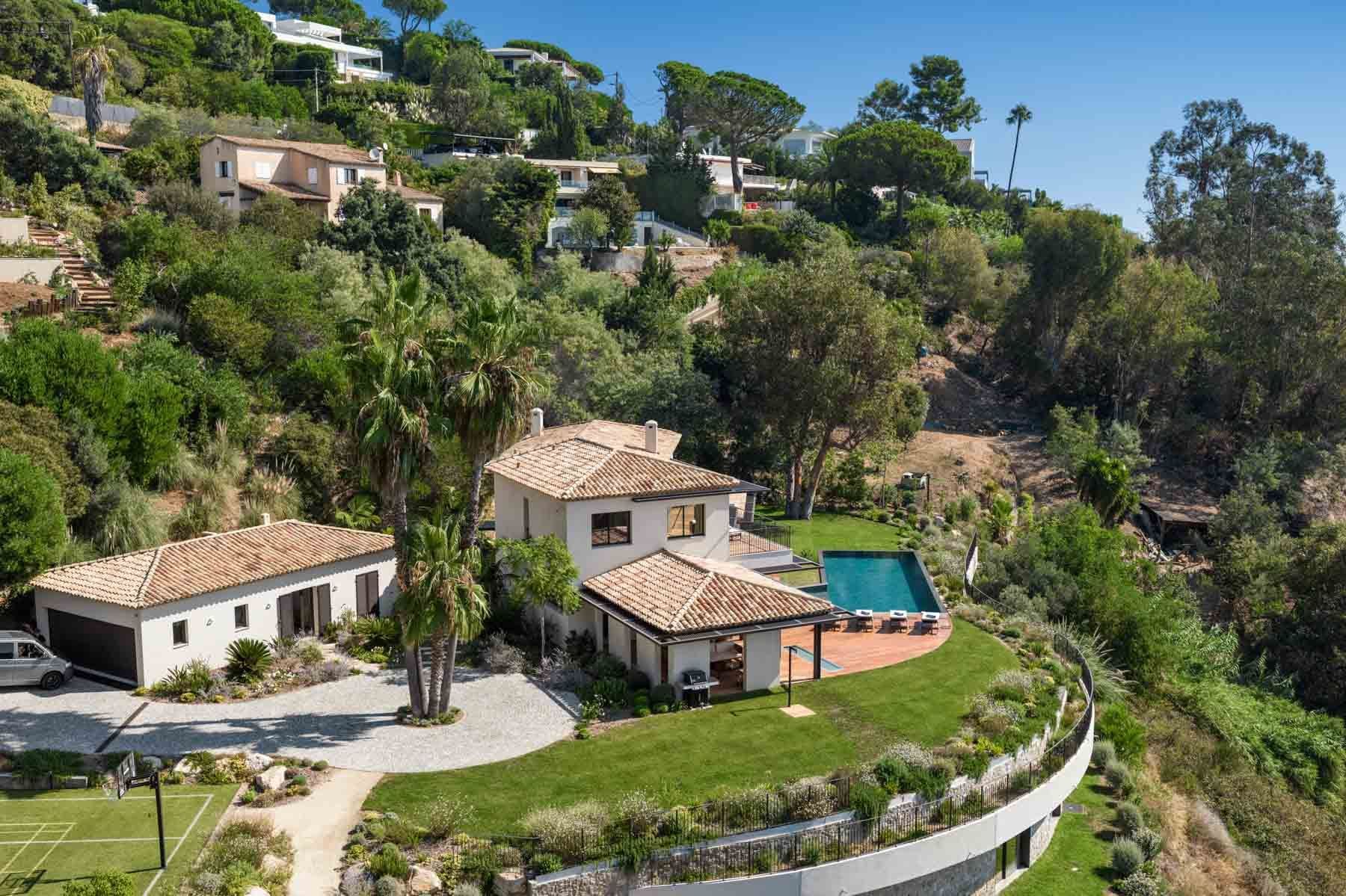 Villa Aquila - Image 1