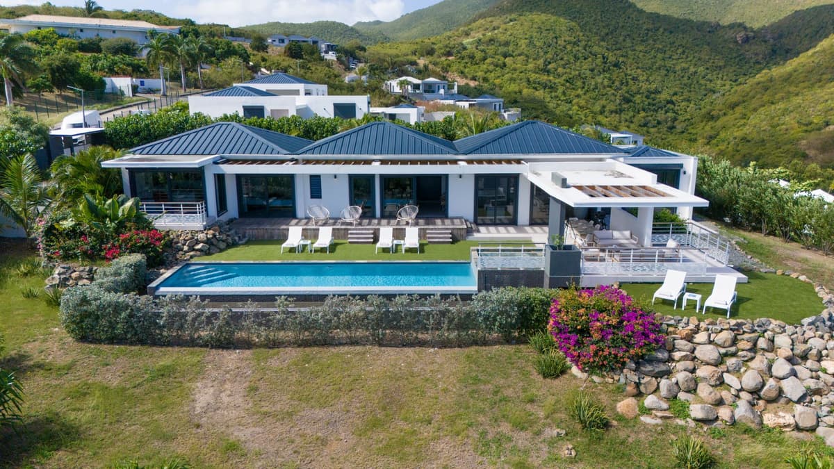 Villa Ocean One — luxury villa photo 1