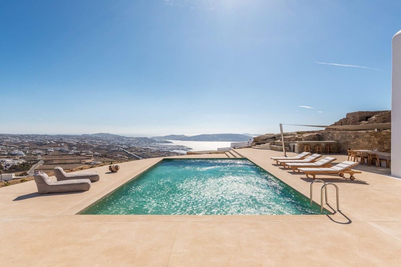 Villa Loren — luxury villa photo 1