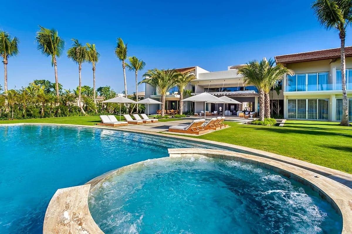Villa Iris - Casa De Campo — luxury villa photo 1