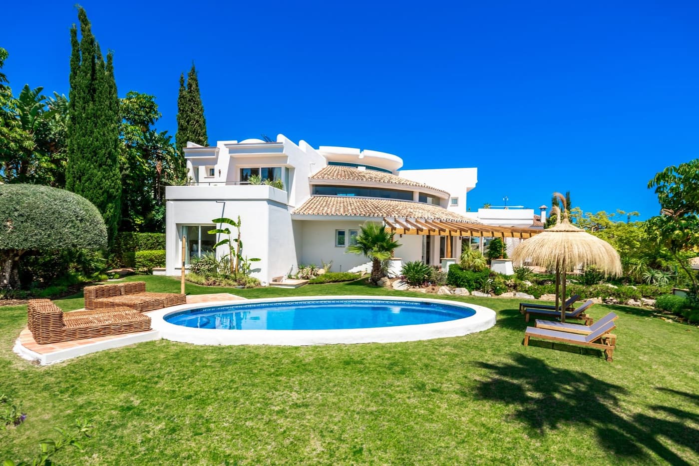 Villa Misa — luxury villa photo 1