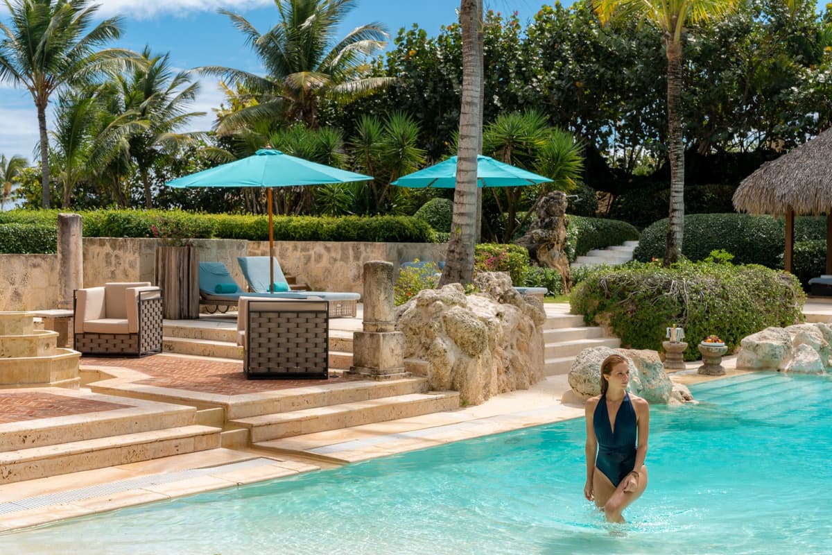 Ocean and Golf Five Bedroom Villa — luxury villa photo 42