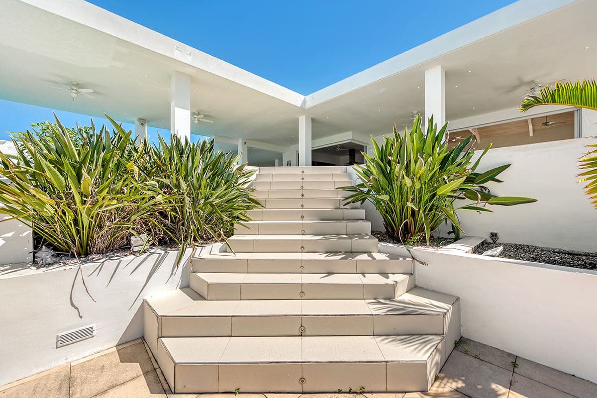 Villa Grand Bleu — luxury villa photo 65