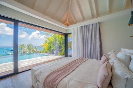 June Estate — luxury villa photo 3