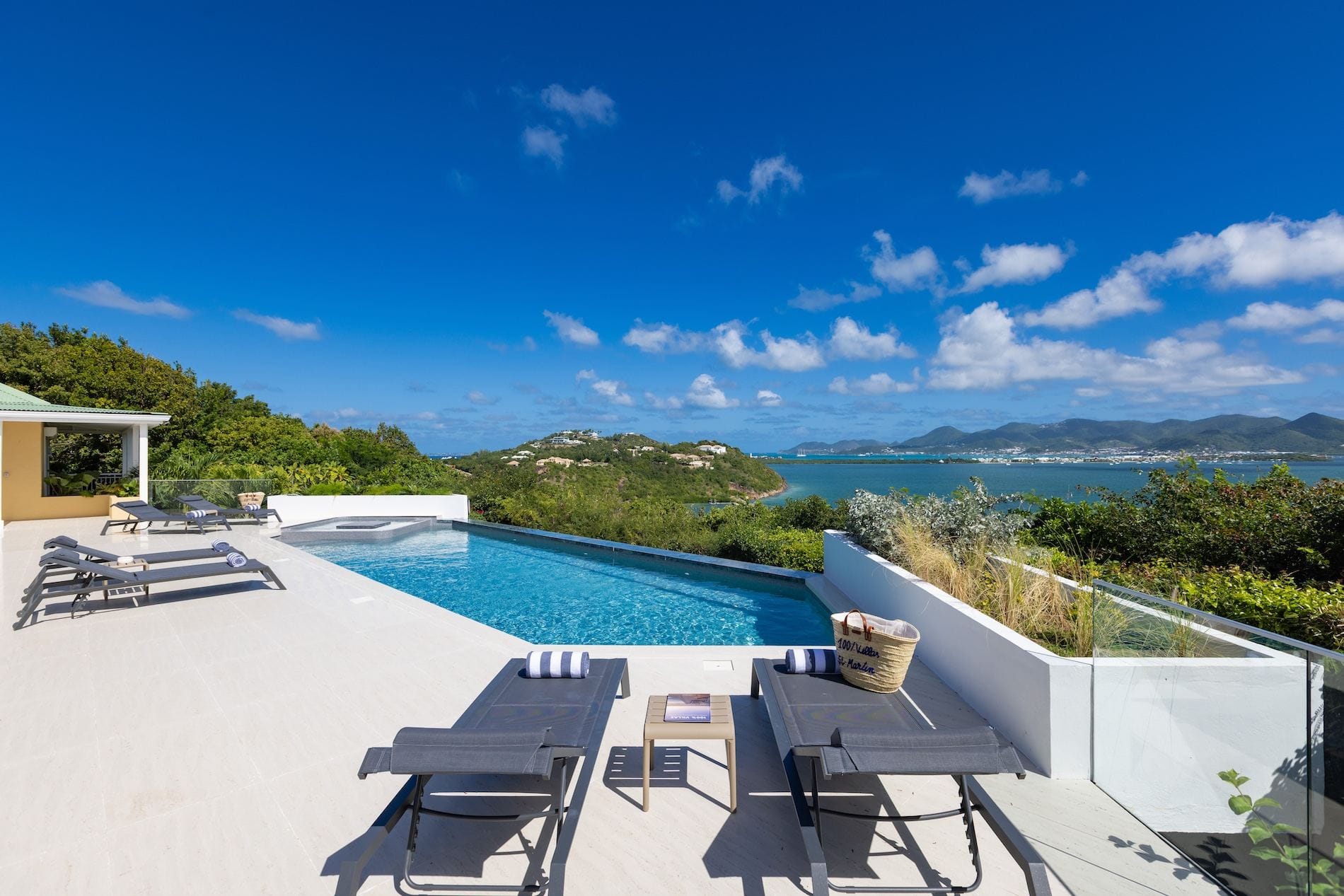 Villa OSun — luxury villa photo 1