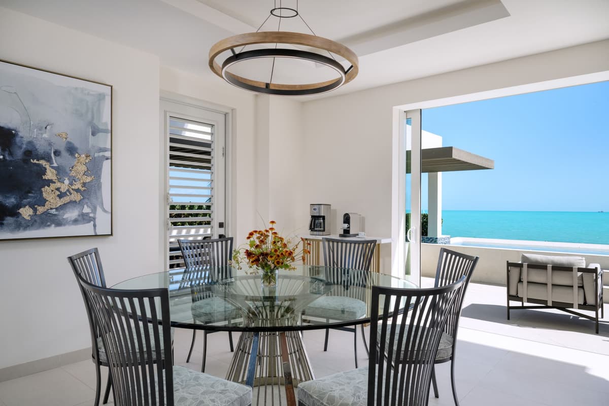 Villa Goldfinger — luxury villa photo 3
