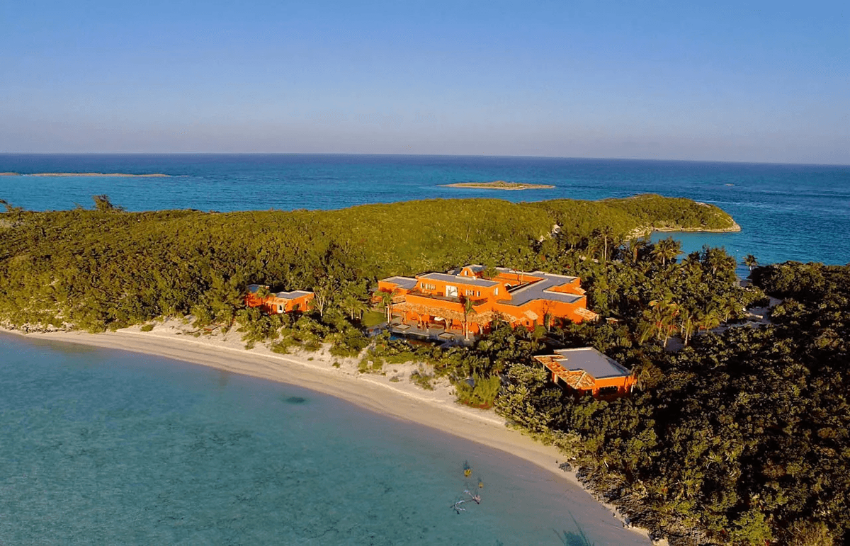 Island L’ Hacienda — luxury villa photo 1