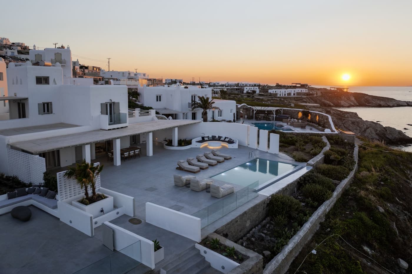 Villa Mayfair — luxury villa photo 1