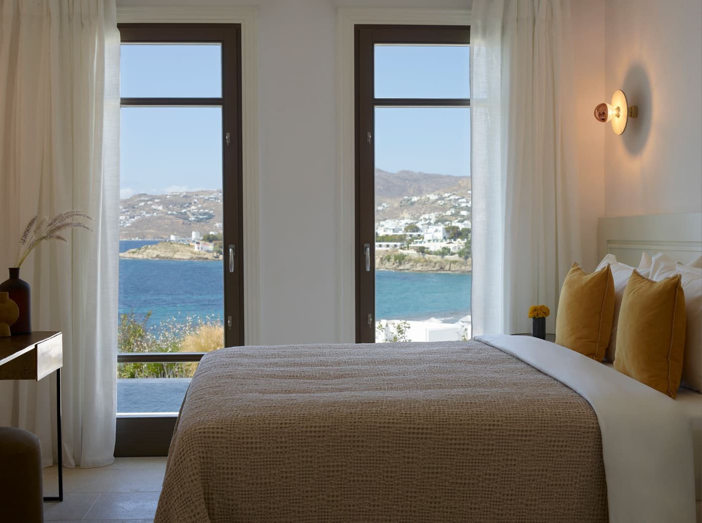 Three Bedroom Villa with Private Heated Pools — luxury villa photo 6