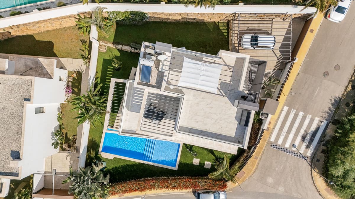 Villa Selwo — luxury villa photo 3