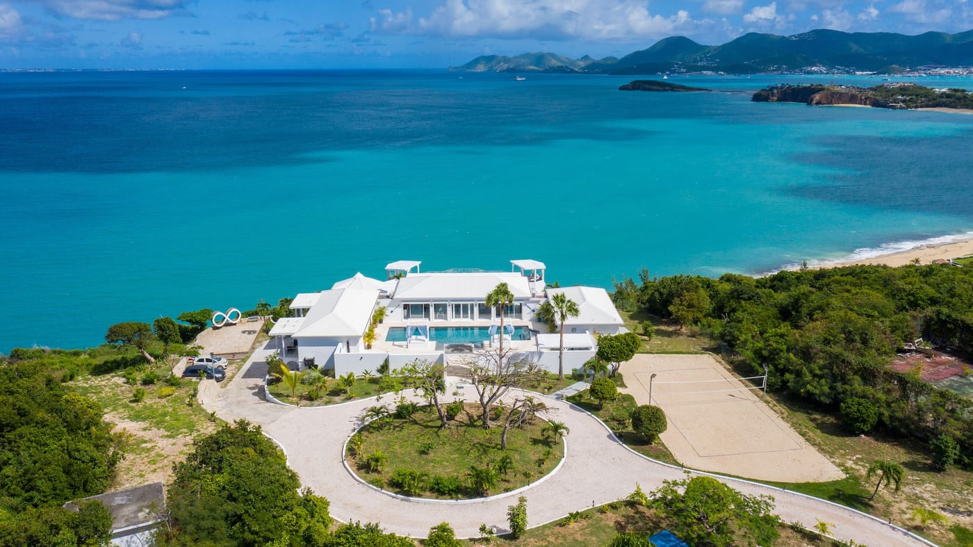 Villa Infinity Blue - Image 1