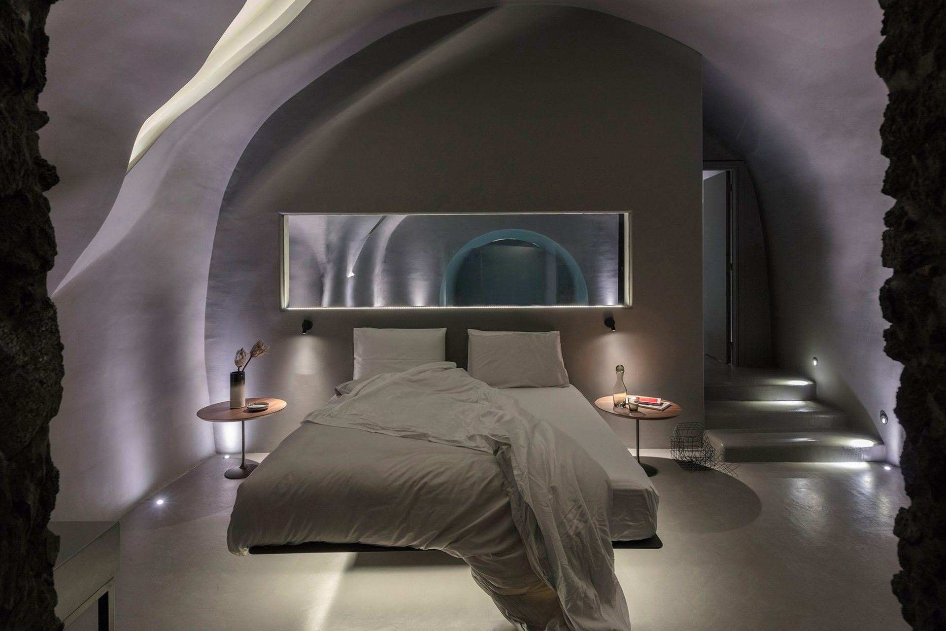 Kivotos Cave Three Bedroom Villa