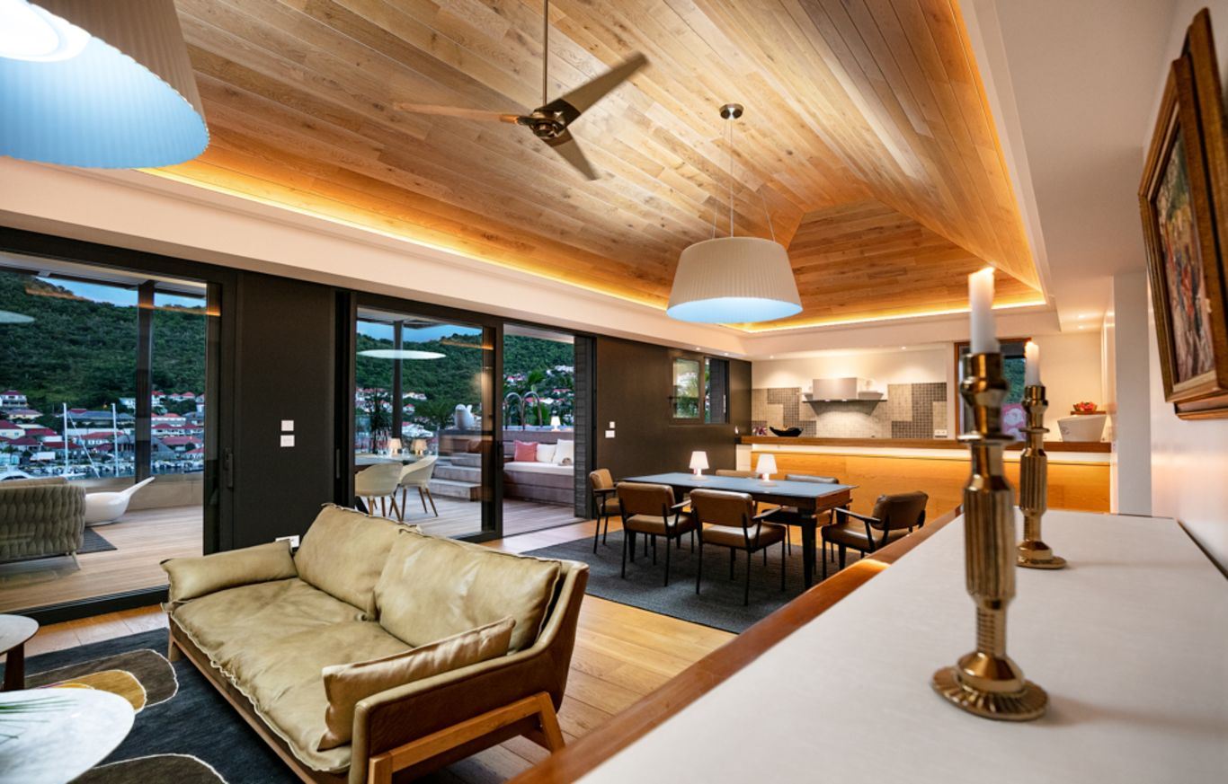 Villa Gustavia Lights