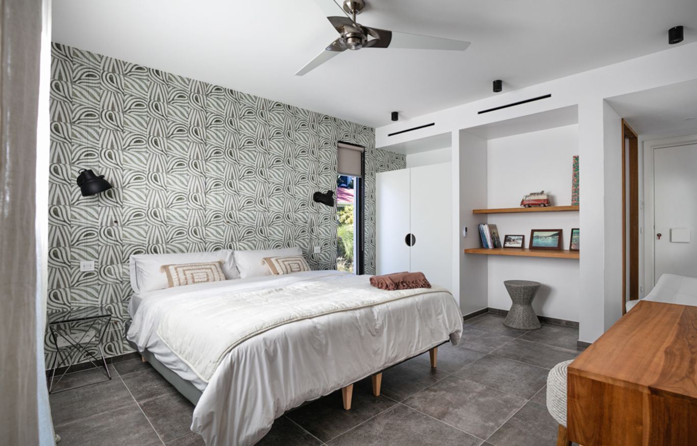 Villa Gustavia Lights