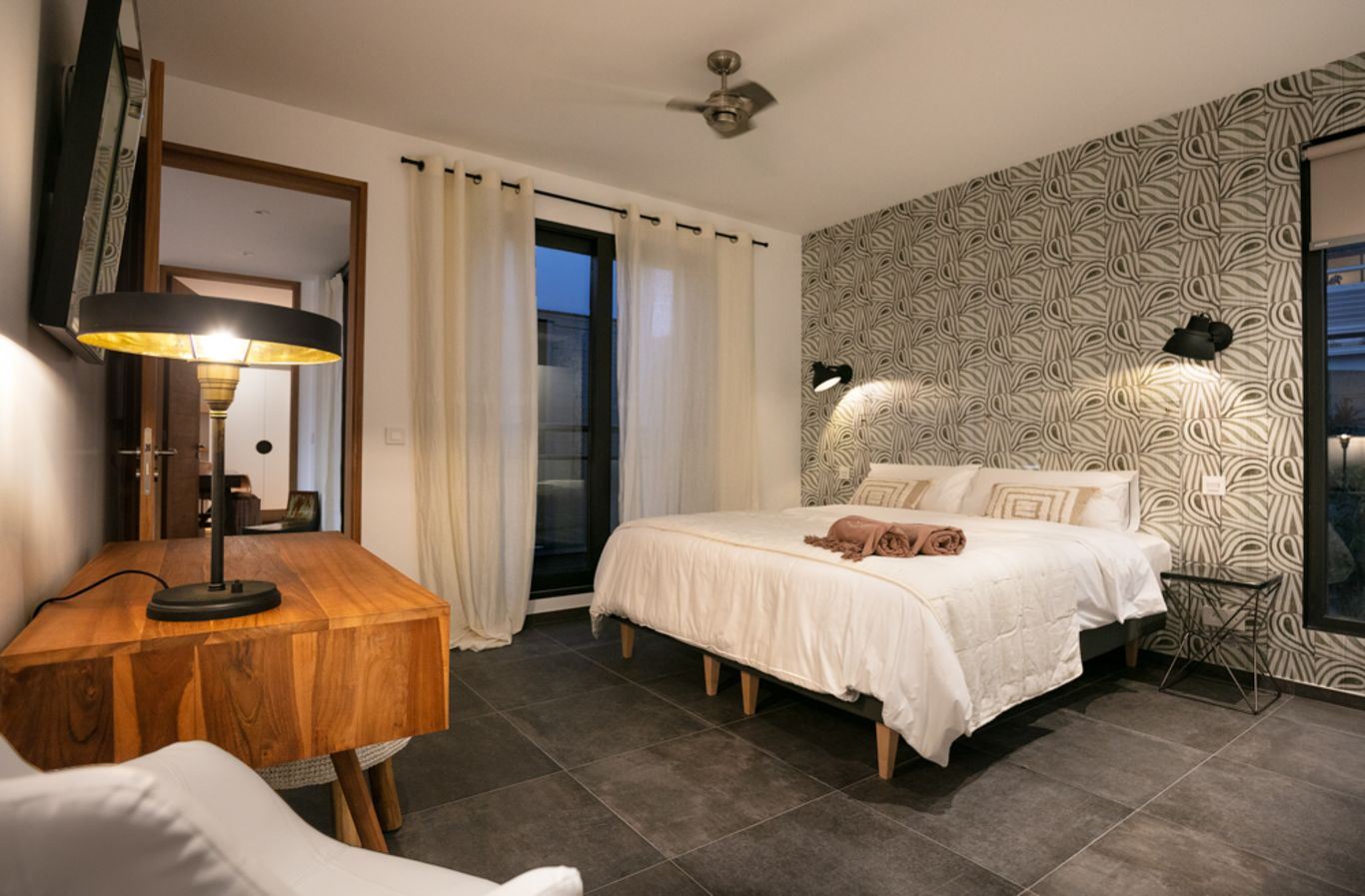 Villa Gustavia Lights