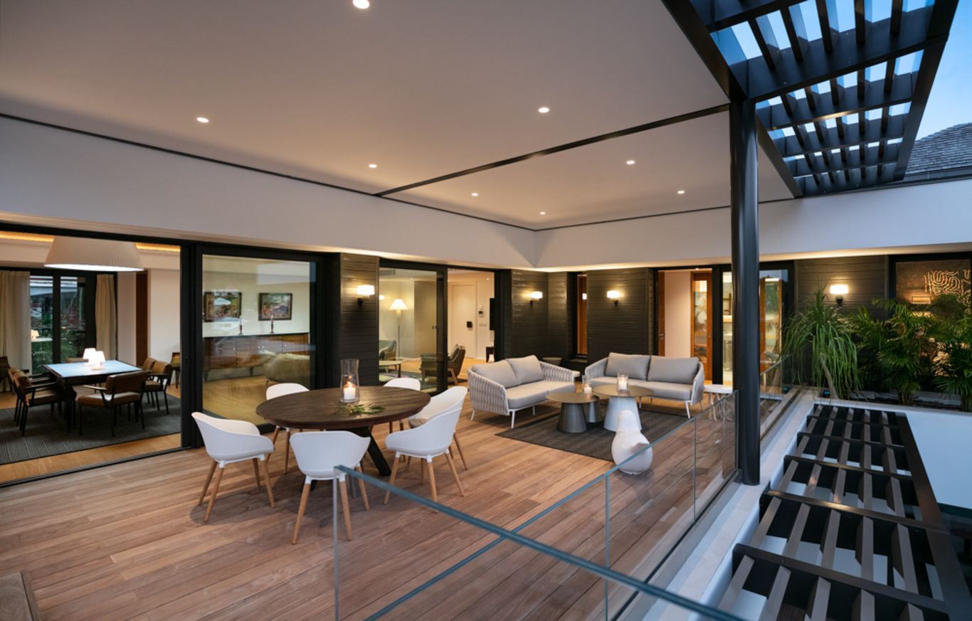 Villa Gustavia Lights