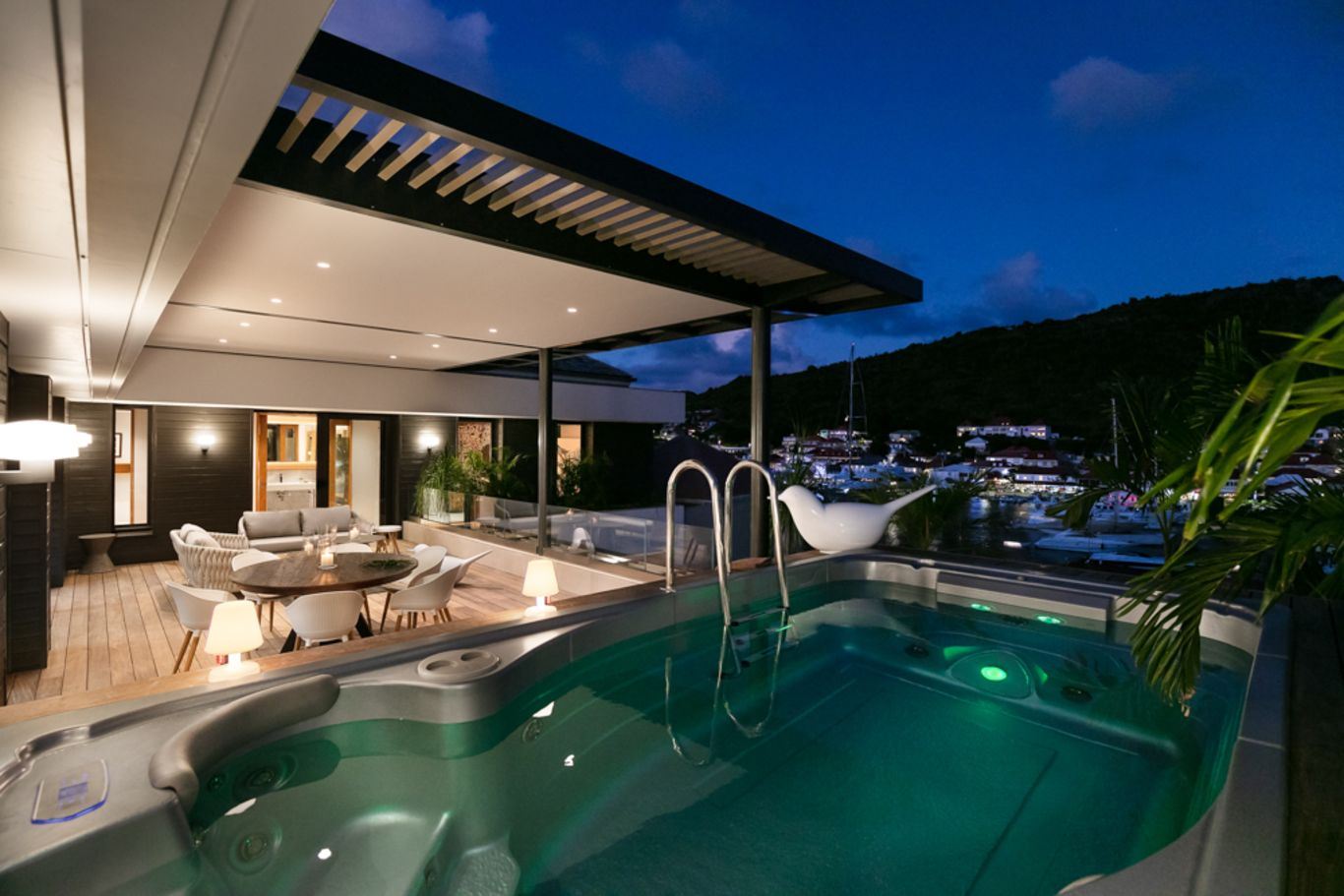 Villa Gustavia Lights