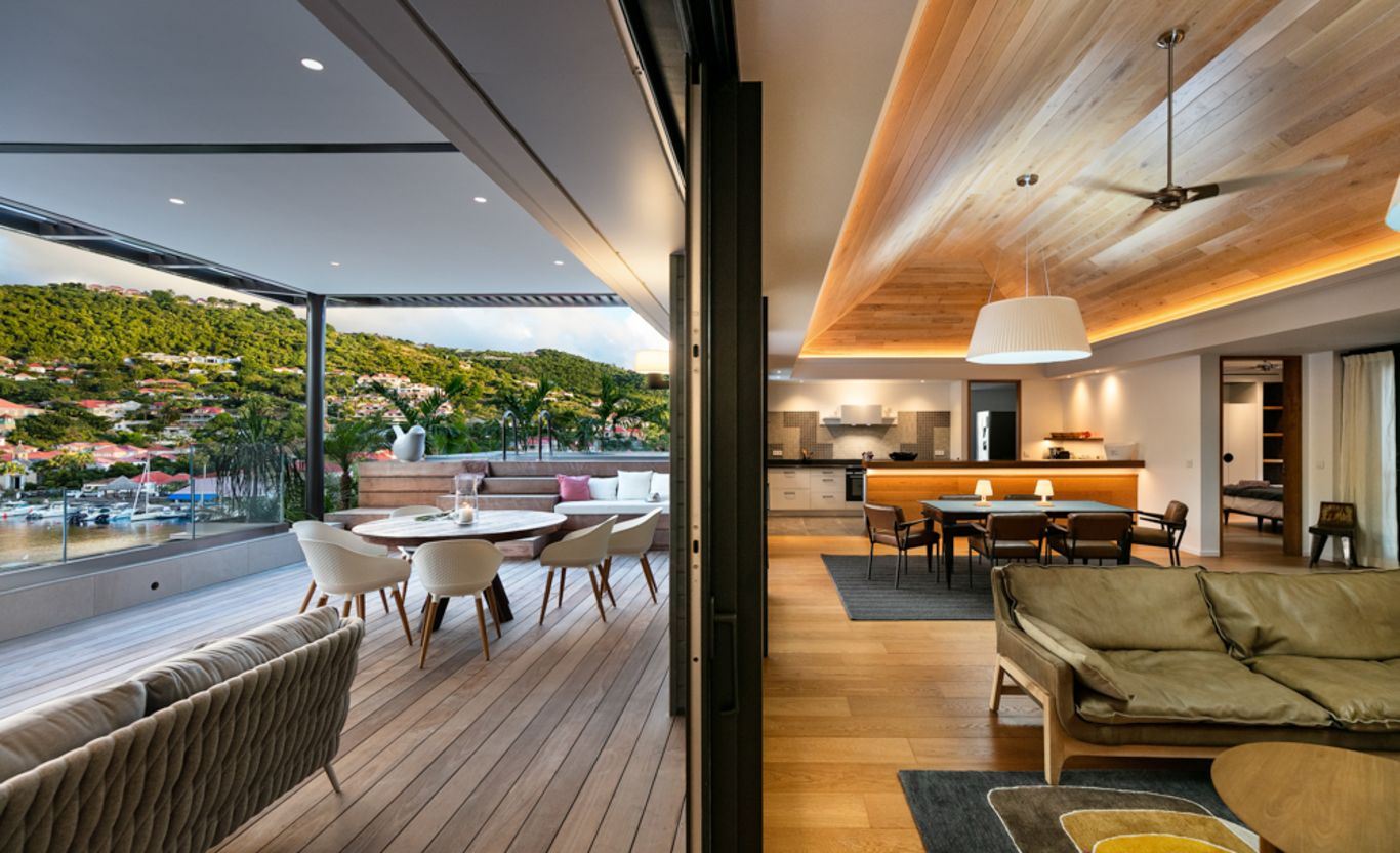 Villa Gustavia Lights