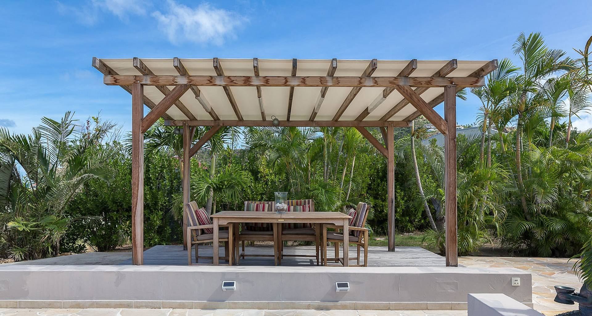 Villa Style and St. Barth