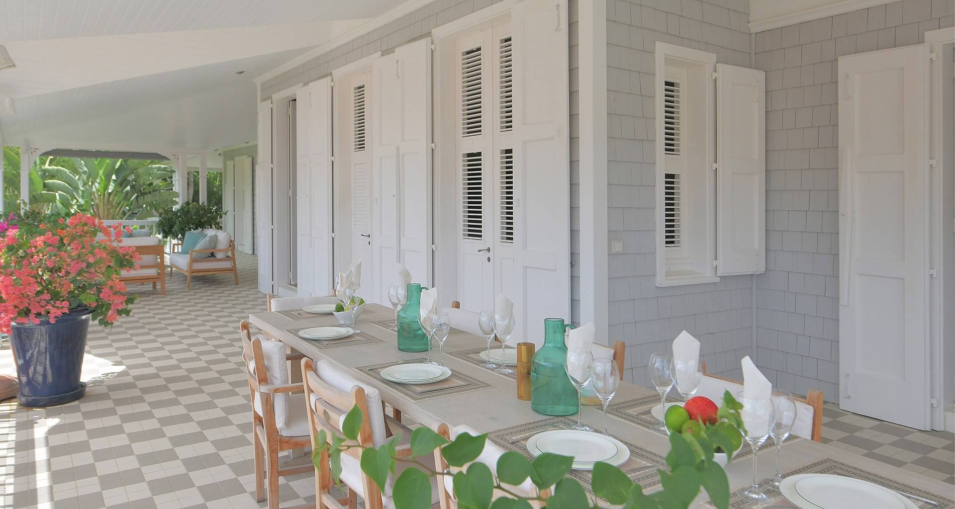 Villa Gustavia Views