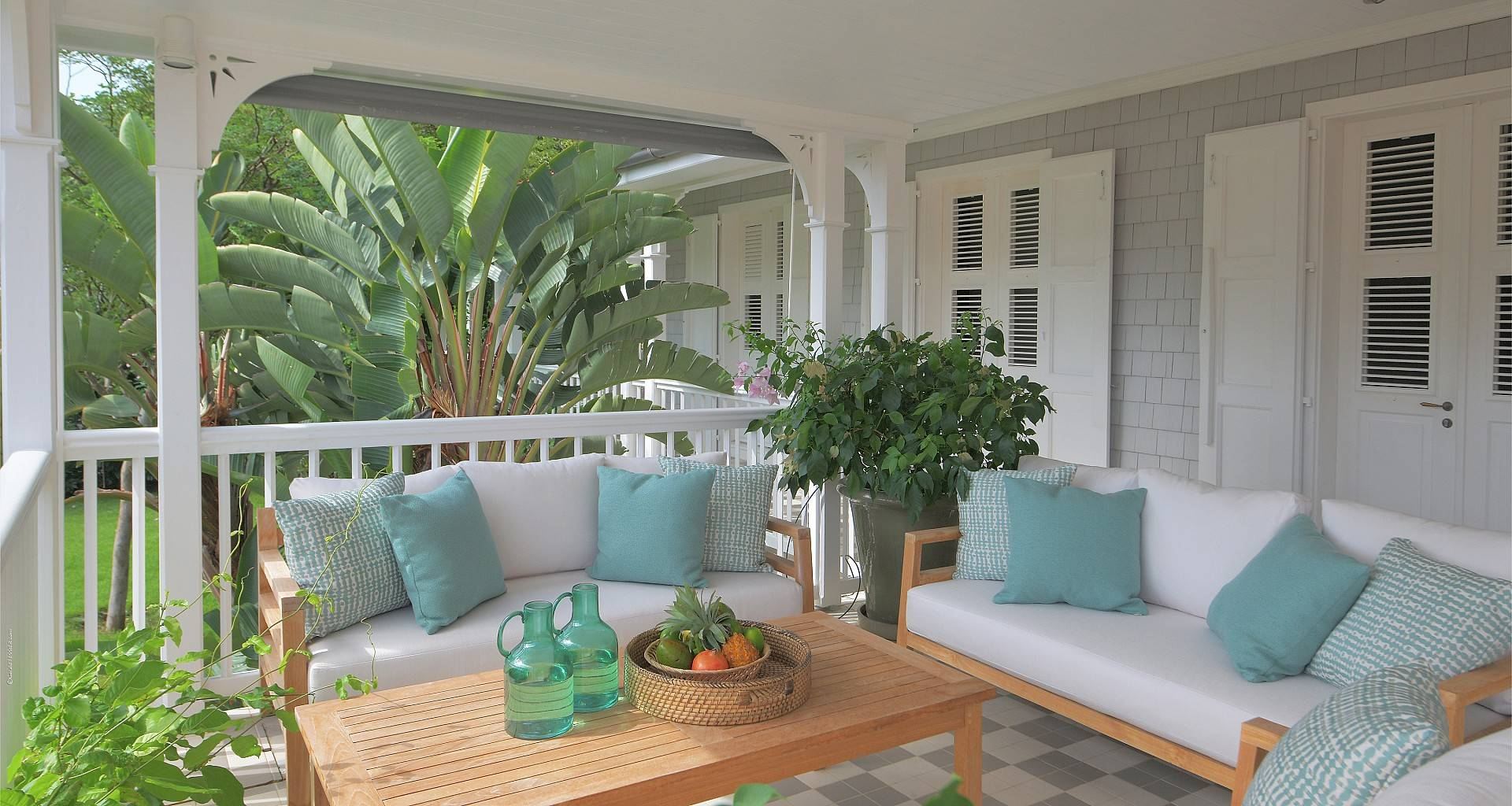 Villa Gustavia Views