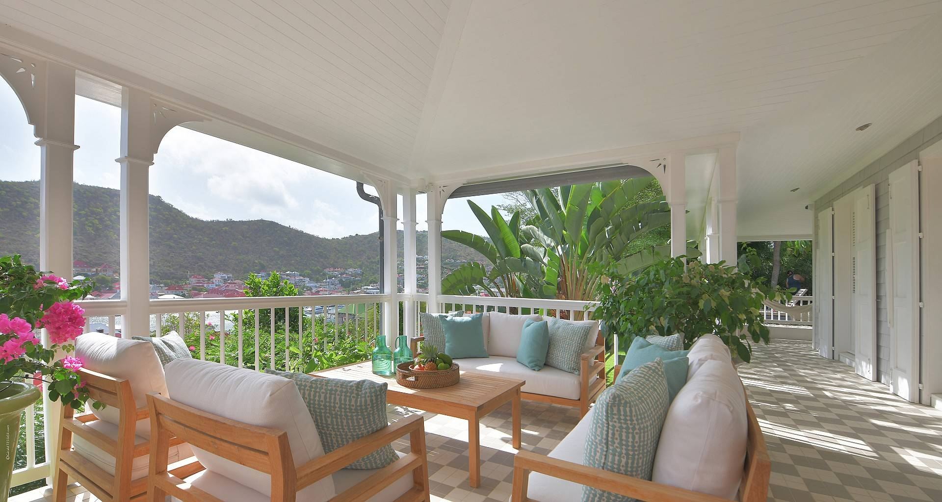 Villa Gustavia Views