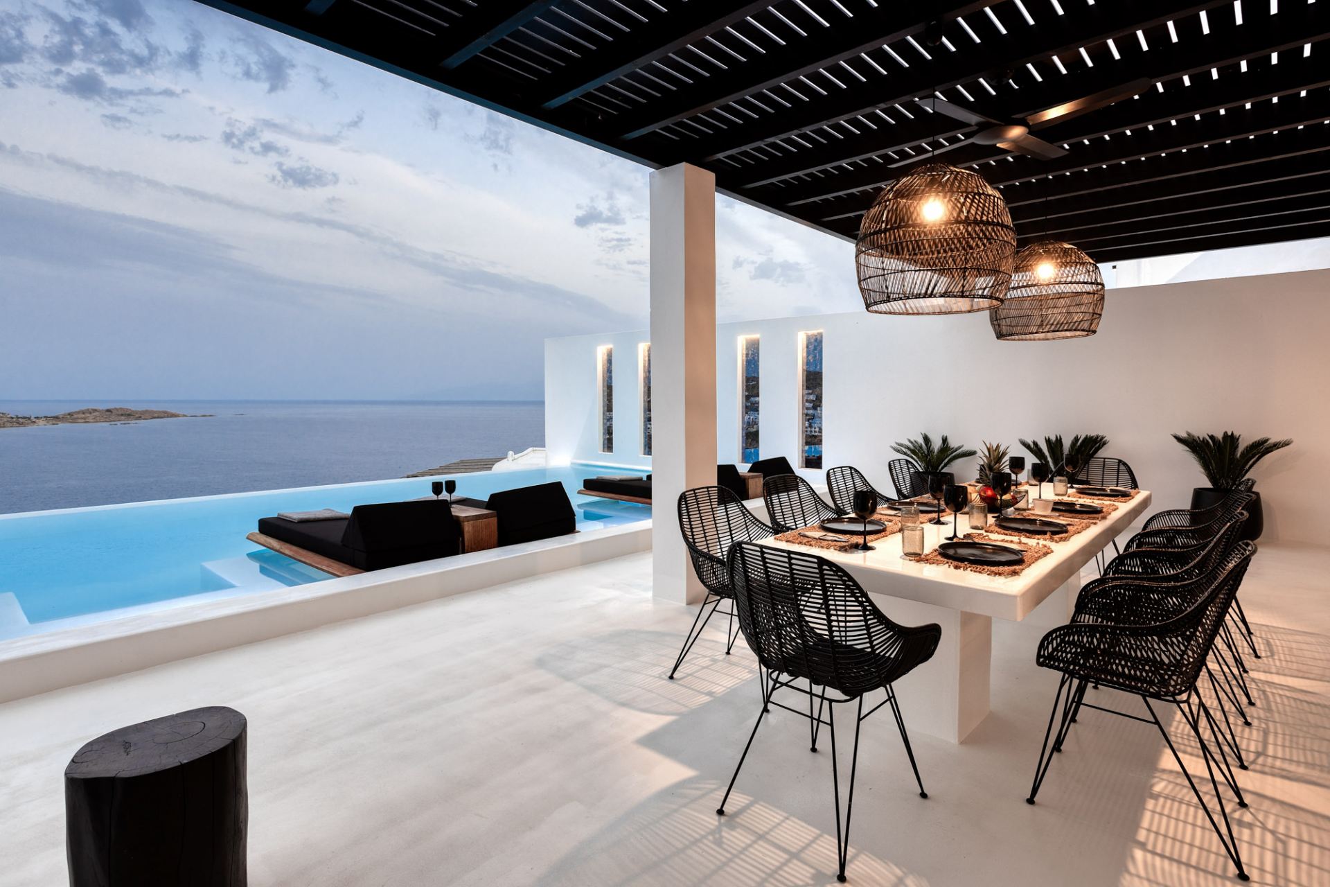 Villa Psarou Beach Villas